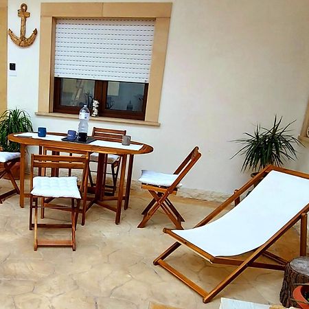 Casa Parisi Villa Agnone Bagni Kamer foto